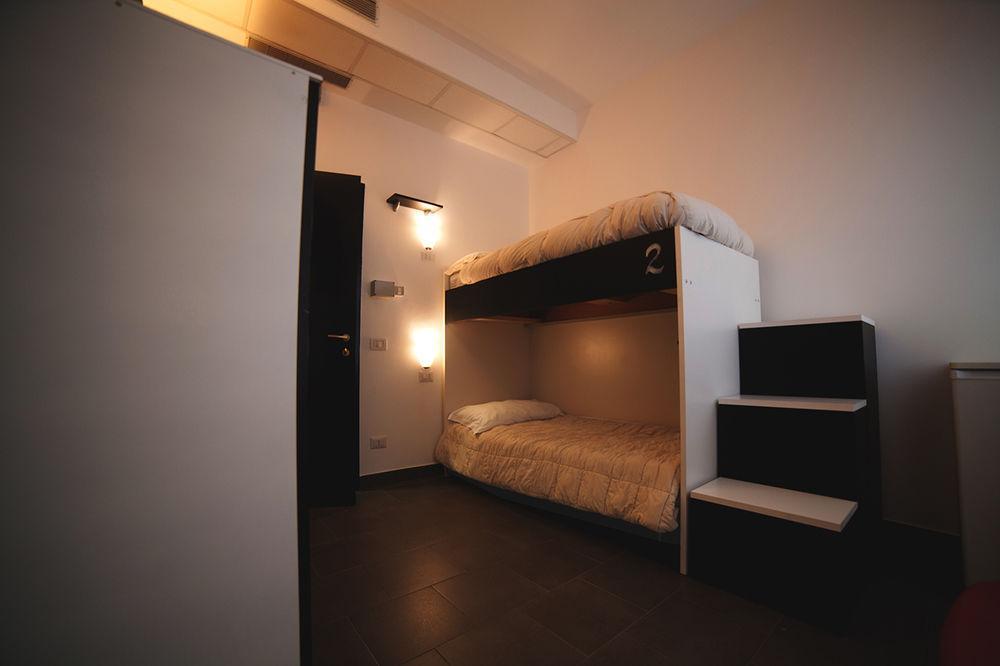 New Generation Hostel Milan Center Exterior foto