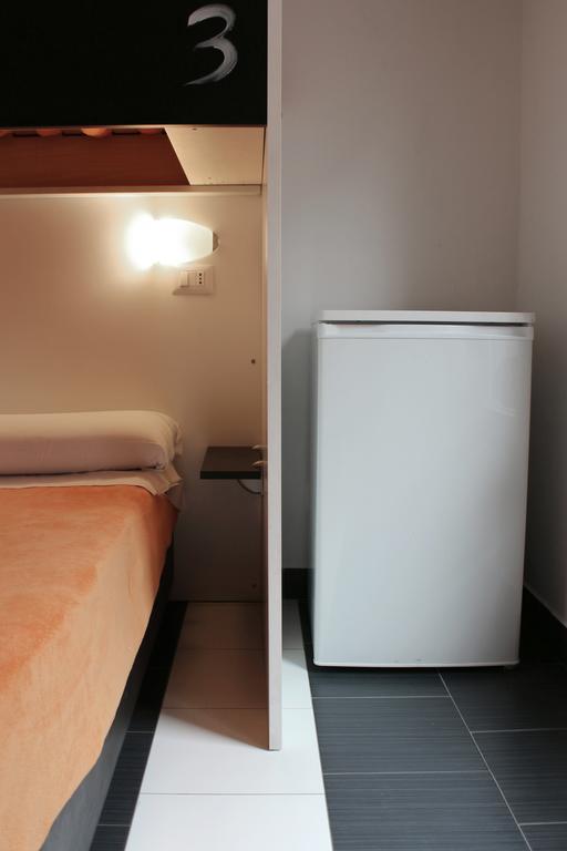 New Generation Hostel Milan Center Exterior foto