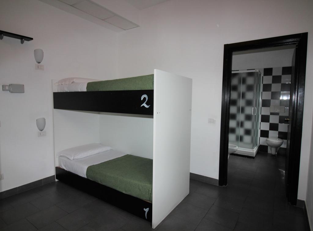 New Generation Hostel Milan Center Exterior foto