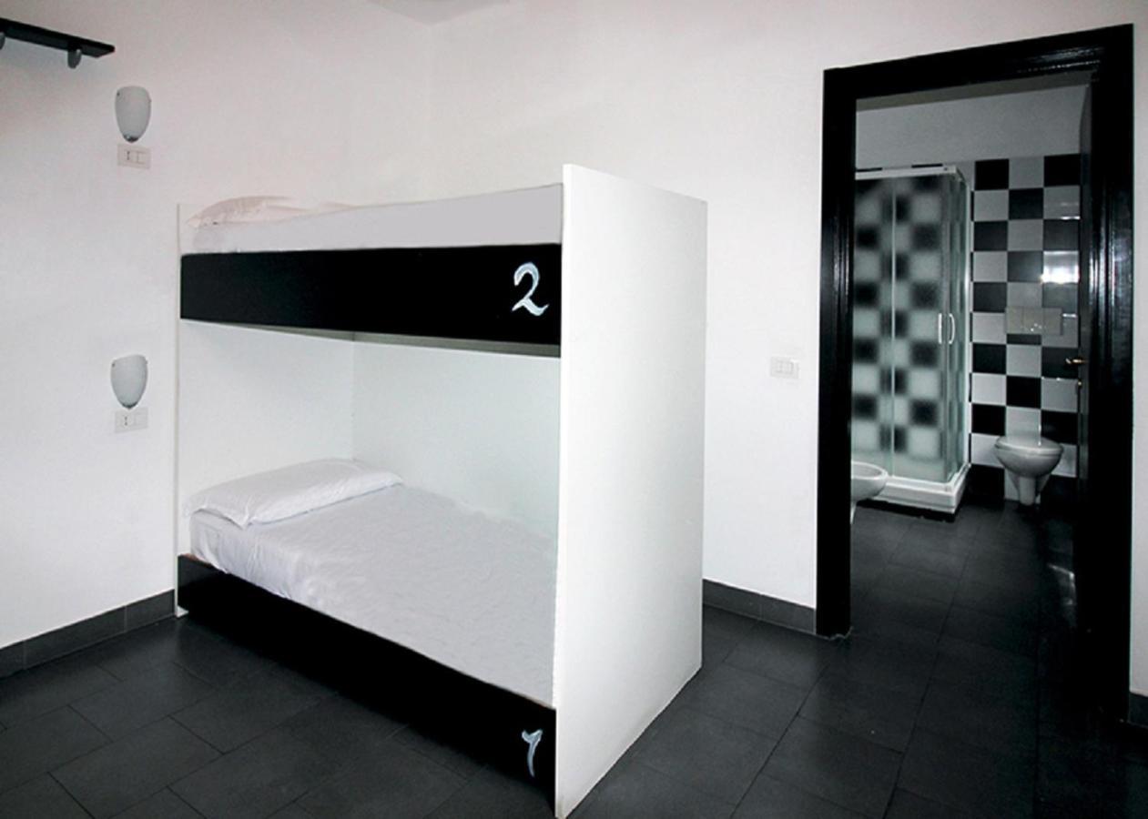 New Generation Hostel Milan Center Exterior foto