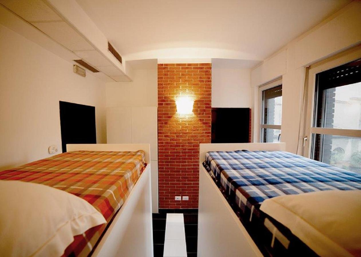 New Generation Hostel Milan Center Exterior foto